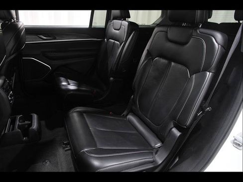 Used 2021 Jeep Grand Cherokee L Limited AWD/4WD image 20