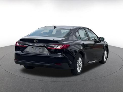 Used 2025 Toyota Camry LE image 16