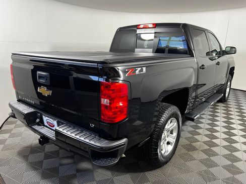 Used 2018 Chevrolet Silverado 1500 LT AWD/4WD image 5