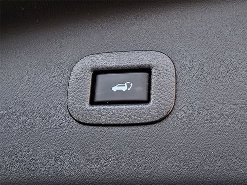 Certified 2023 INFINITI QX80 Premium Select w/ All-Season Package image 32