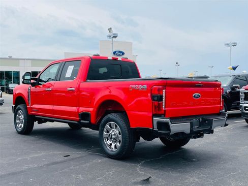 Used 2023 Ford F250 Lariat w/ Lariat Ultimate Package AWD/4WD image 5