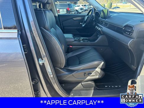 Used 2025 Honda Pilot Elite image 13