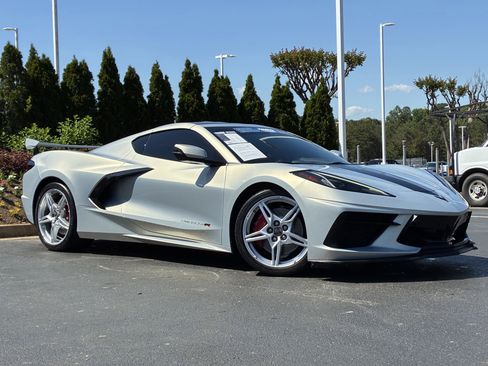 Used 2022 Chevrolet Corvette Stingray Preferred Cpe w/ Z51 Performance Package image 5