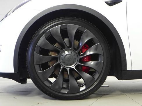 Used 2022 Tesla Model Y Performance AWD/4WD image 5