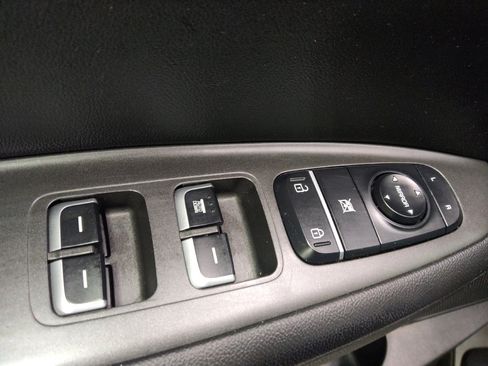Used 2018 Kia Optima LX w/ 17" Alloy Wheels Package FWD image 27