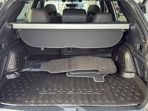 Used 2022 Subaru Outback Wilderness w/ Wilderness Package image 27