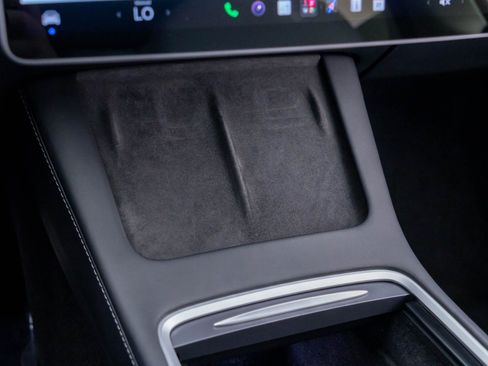 Used 2022 Tesla Model Y Performance AWD/4WD image 30
