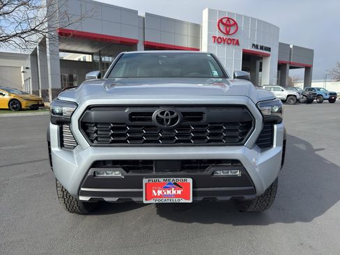 New 2025 Toyota Tacoma TRD Off-Road image 6