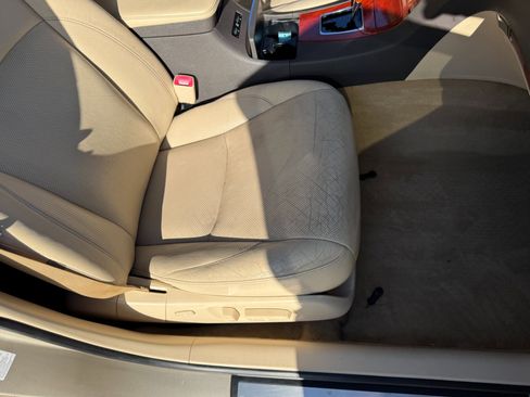 Used 2012 Lexus ES 350 image 16