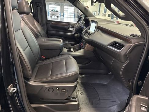 Used 2022 Chevrolet Suburban High Country w/ Max Trailering Package AWD/4WD image 23