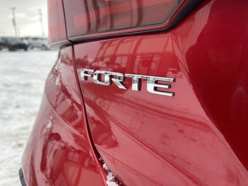 Used 2019 Kia Forte EX image 25