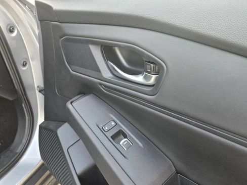 Used 2025 Honda Accord SE image 28