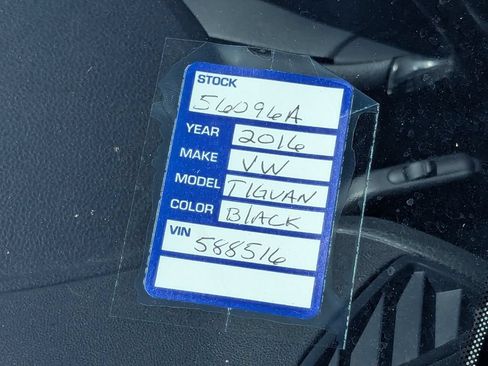 Used 2016 Volkswagen Tiguan S FWD image 15