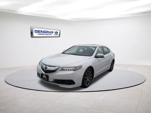 Used 2016 Acura TLX V6 image 3