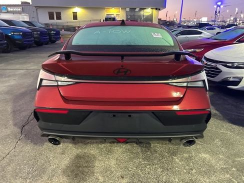 Used 2024 Hyundai Elantra N image 3