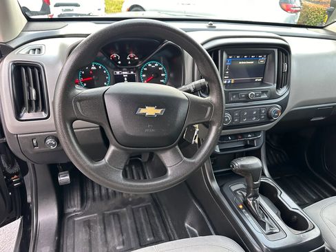 Used 2019 Chevrolet Colorado W/T image 15