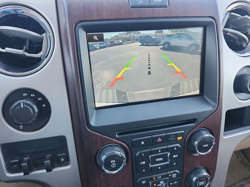 Used 2014 Ford F150 King Ranch w/ King Ranch Luxury Package image 27