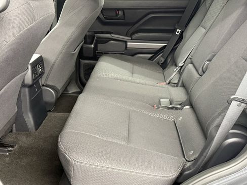 Used 2025 Toyota 4Runner SR5 image 33