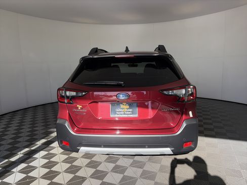 Used 2023 Subaru Outback Limited AWD/4WD image 9