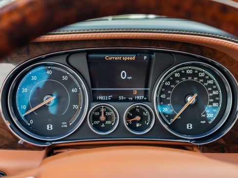 Used 2018 Bentley Continental GT AWD/4WD image 17