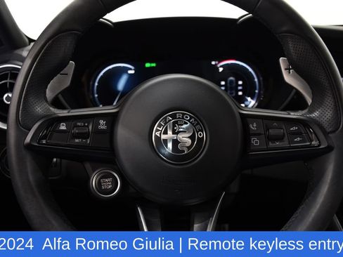 Used 2024 Alfa Romeo Giulia Sprint AWD/4WD image 10