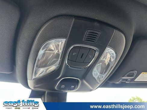 Used 2023 Jeep Compass Limited w/ Sun and Sound Group AWD/4WD image 41