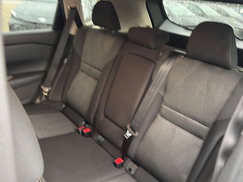 Used 2024 Nissan Rogue SV FWD image 30