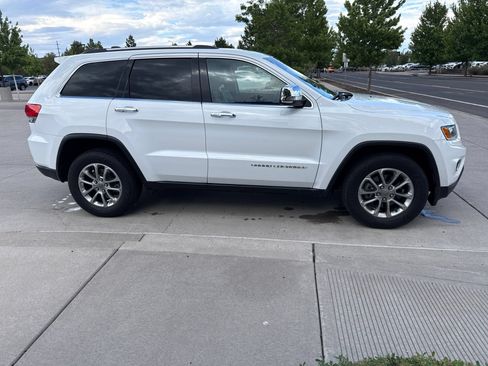 Used 2015 Jeep Grand Cherokee Limited AWD/4WD image 4
