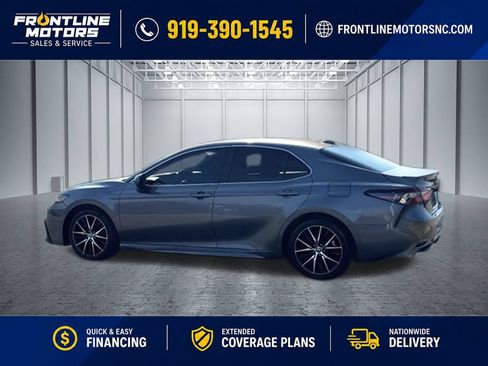 Used 2021 Toyota Camry SE FWD image 6