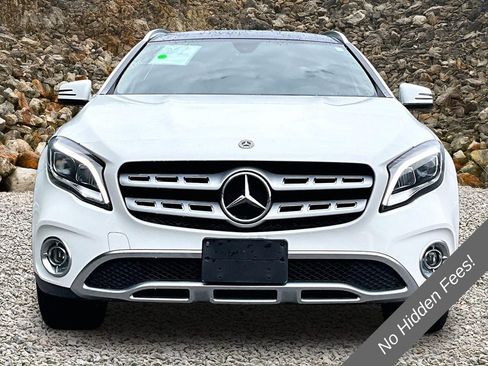Used 2019 Mercedes-Benz GLA 250 4MATIC w/ Premium Package image 3