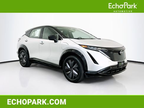 Used 2024 Nissan Ariya ENGAGE image 1