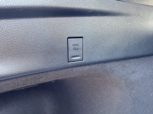 Used 2018 Toyota Prius Prime Premium image 53