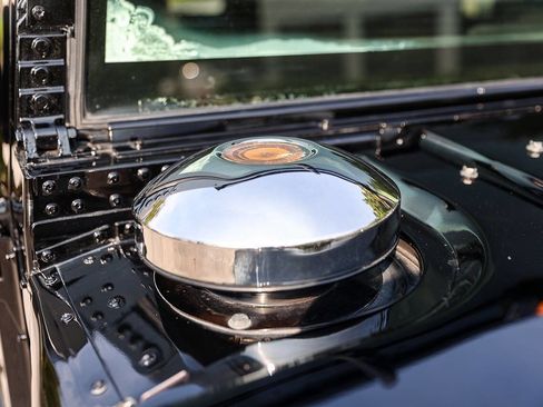 Used 2004 HUMMER H1 4-Door Wagon AWD/4WD image 35