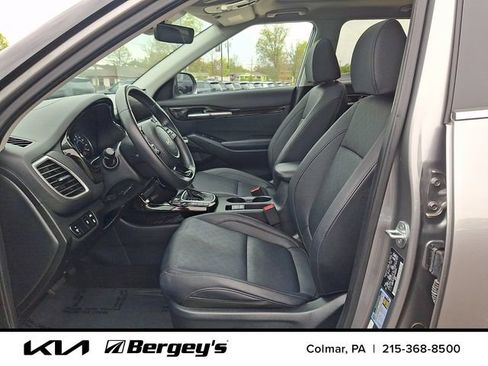 Certified 2023 Kia Seltos SX w/ SX Sunroof Package AWD/4WD image 16