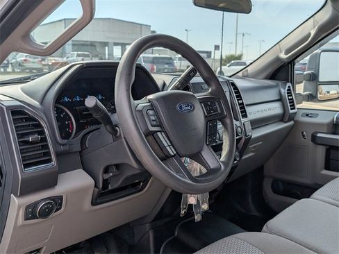 Used 2022 Ford F250 XLT image 11