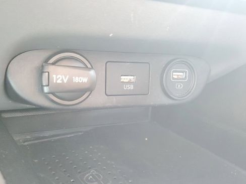 Used 2023 Hyundai Elantra SEL w/ Convenience Package FWD image 27