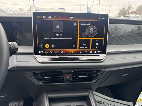 New 2026 Volkswagen Tiguan SE AWD/4WD image 14
