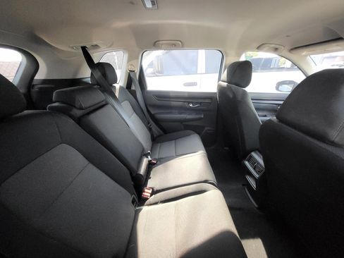 Used 2023 Honda CR-V LX image 9