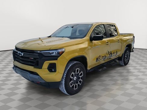 Used 2023 Chevrolet Colorado Z71 w/ Z71 Convenience Package 2 image 1
