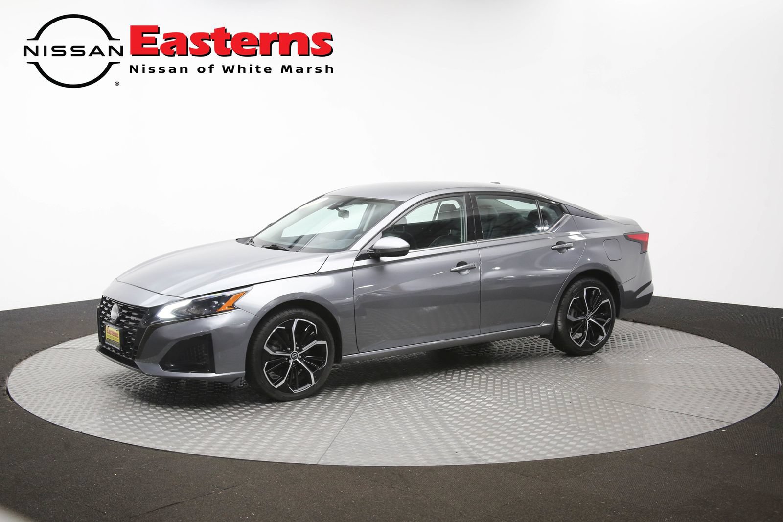 Used 2023 Nissan Altima 2.5 SR AWD/4WD image 56