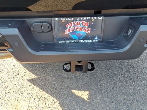 Certified 2024 Toyota Tacoma SR5 AWD/4WD image 7
