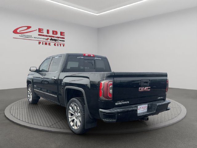 Used 2017 GMC Sierra 1500 Denali w/ Denali Ultimate Package AWD/4WD image 7
