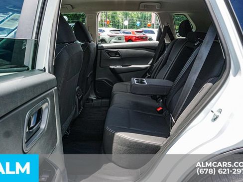 Used 2024 Nissan Rogue S FWD image 20