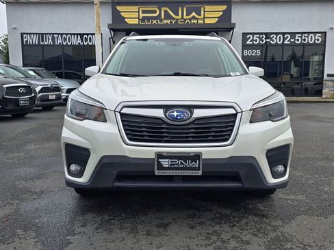 Used 2021 Subaru Forester Premium AWD/4WD image 3