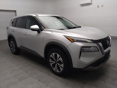 Used 2022 Nissan Rogue SV FWD image 13