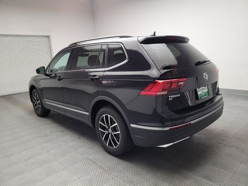 Used 2021 Volkswagen Tiguan SE FWD image 3