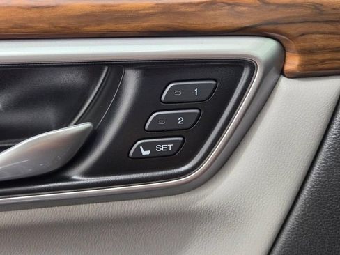 Used 2020 Honda CR-V EX-L image 14
