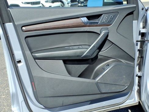 Used 2023 Audi Q5 2.0T Premium image 19