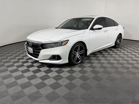 Used 2021 Honda Accord Touring image 7