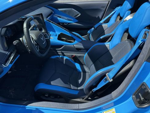 Used 2022 Chevrolet Corvette Stingray Premium Cpe w/ 3LT RWD image 13